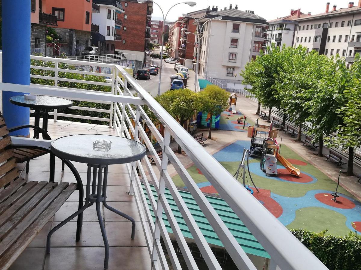 Hotel Txoko Maitea Pentsioa Urnieta Exterior foto